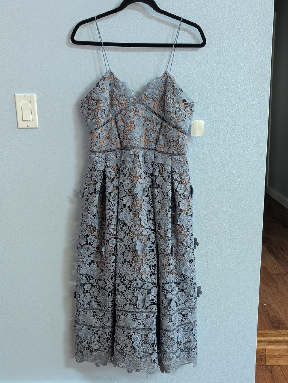 self portrait The Azaelea Dove Gray Lace Spaghetti-Strap Midi Dress